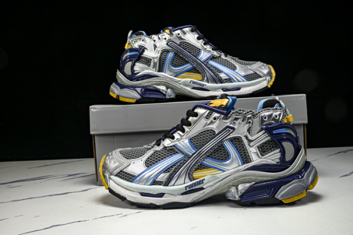 BL RUNNER -COPSHOE BL -run14