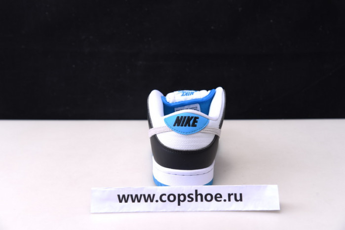 nike sb dunk low "laser blue" bq6817-101