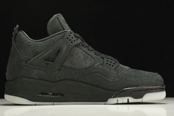 nike air jordan 4 retro kaws black 930155 001