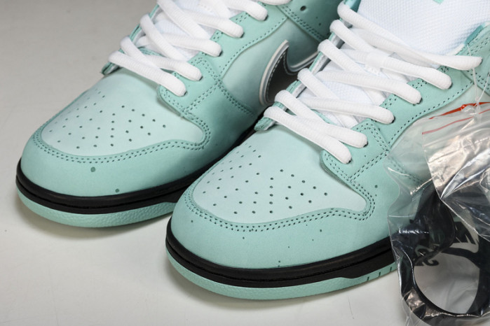 concepts x T*f*ny co. x nike sb dunk low bv1310-402