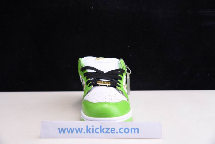 nike sb dunk low "s*upre*me - mean green" - dh3228-101