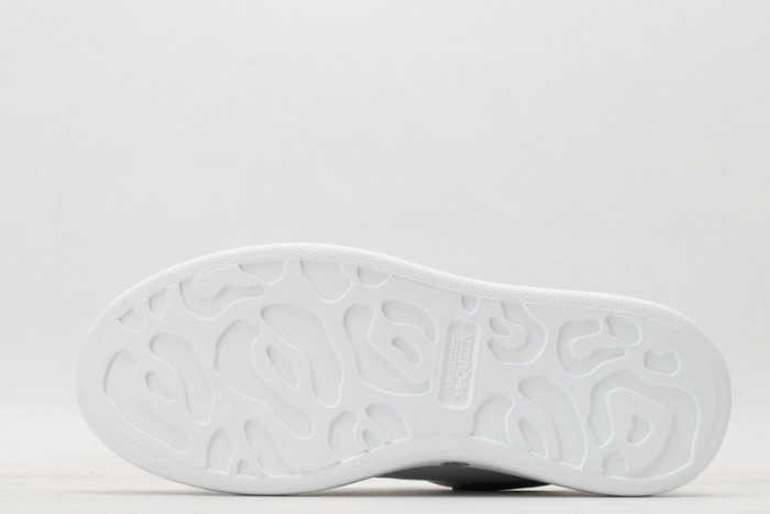 ale*d*r M*Q*en sole sneakers kickze-12