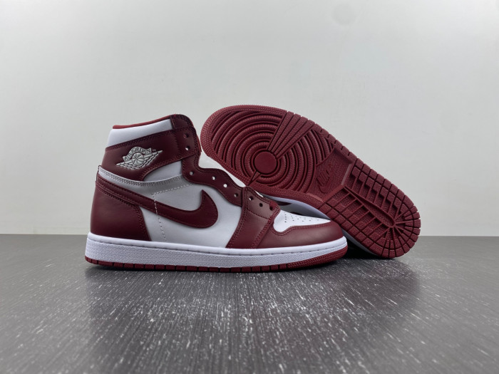 air jordan 1 high og team red dz5485-160