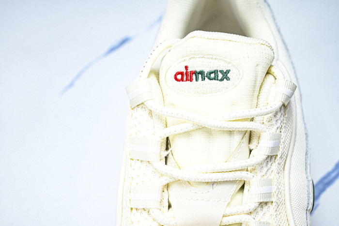 Nike Air Max 95 SP Undefeated Sail - IB4453-100