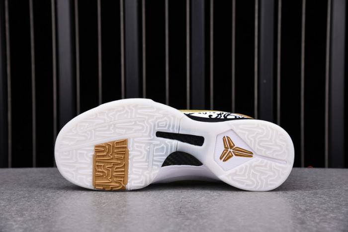 kobe 5 protro black/white/gold ct8044-100