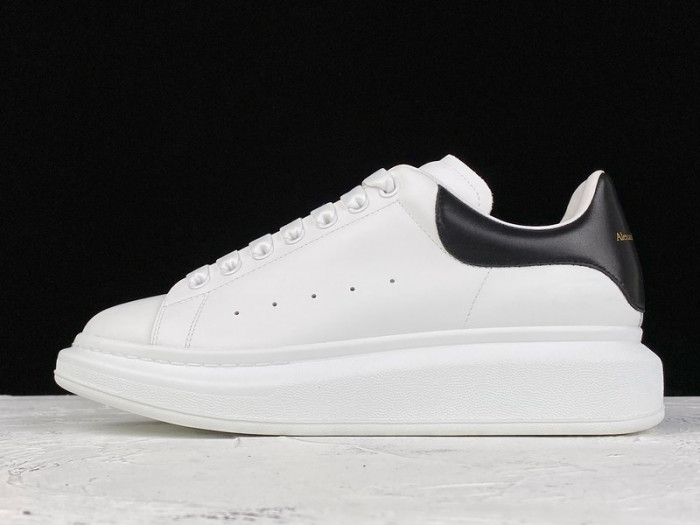ale*d*r M*Q*en sole sneakers black kickze-1