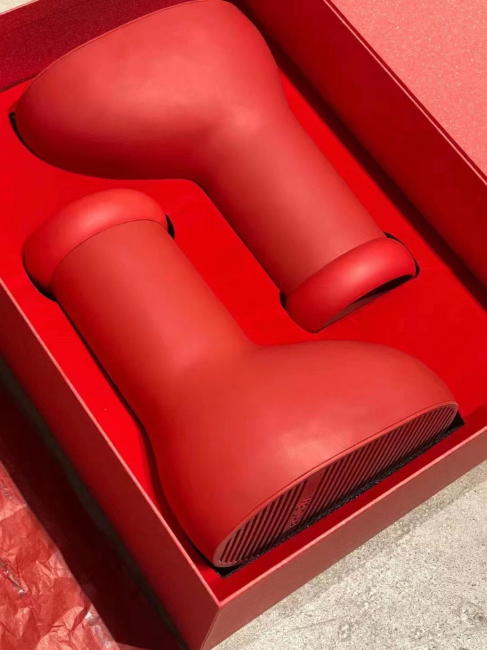 mschf big red boot -ms01