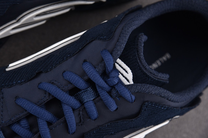 BL Monday shoe -COPSHOE BL - MO 07