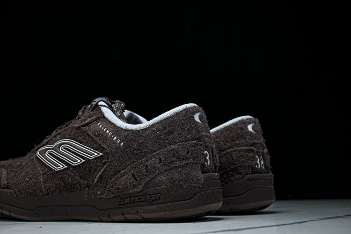 BL Hamptons Worn-Out -COPSHOE BL - WO 10