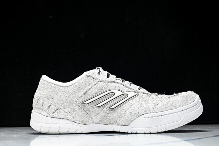 BL Hamptons Worn-Out -COPSHOE BL - WO 11