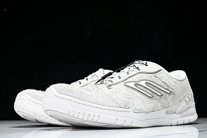 BL Hamptons Worn-Out -COPSHOE BL - WO 11