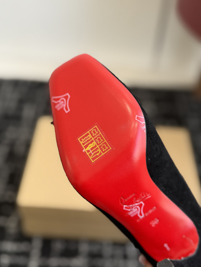 Chr1st1an LOUBOUTIN COPSHOE CL-HEEL 05
