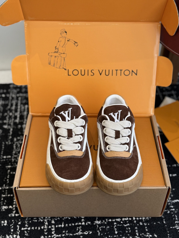 LVT Tilted Sneaker COPSHOE L&V-TI04