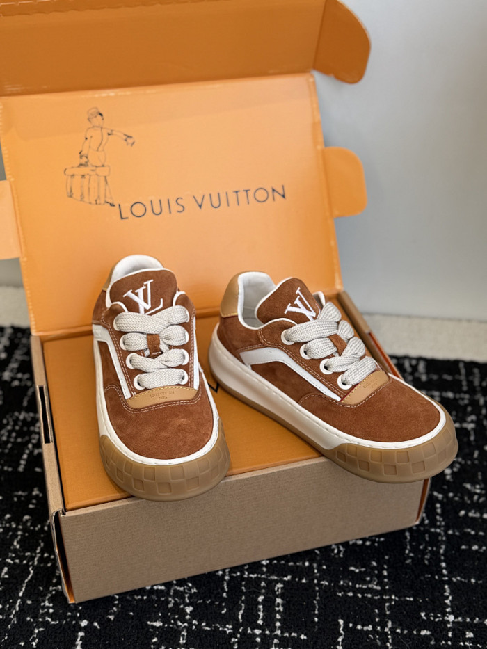 LVT Tilted Sneaker COPSHOE L&V-TI05
