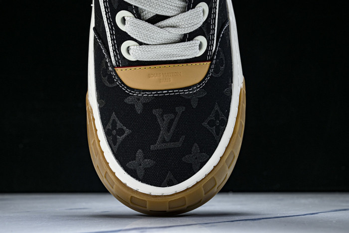 LVT Tilted Sneaker COPSHOE L&V-TI09