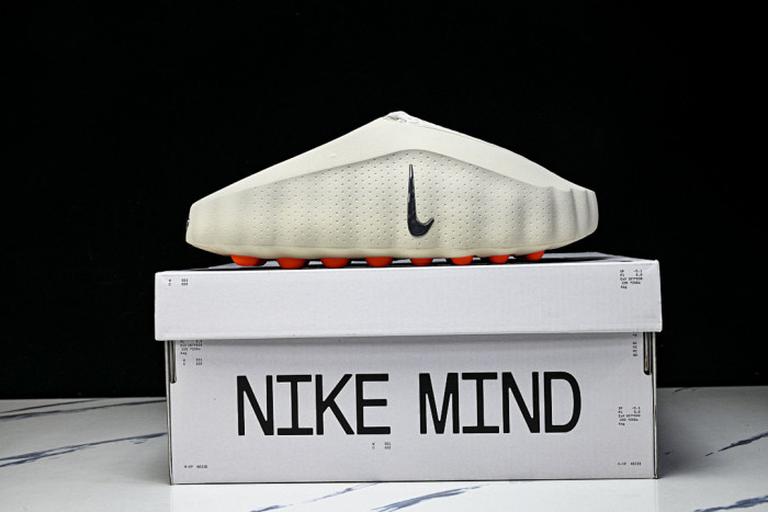 Nike Mind 001 