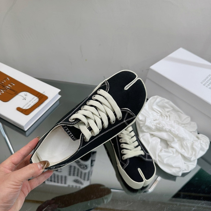 MM COPSHOE -MM147
