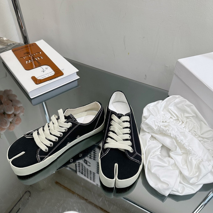 MM COPSHOE -MM147