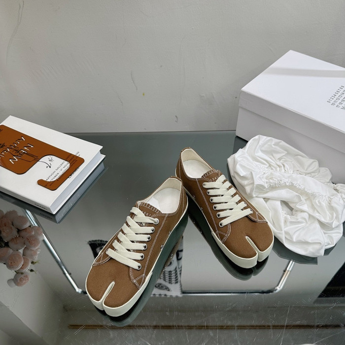 MM COPSHOE -MM148