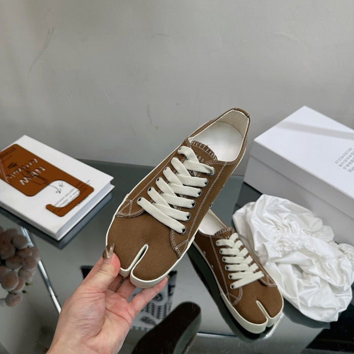 MM COPSHOE -MM148