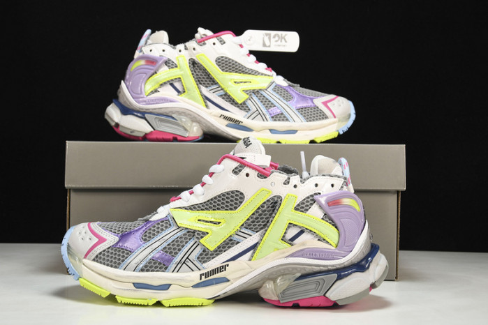 bl runner -copshoe bl 193