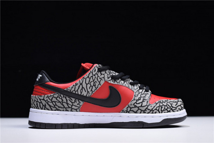 s*upre*me x dunk low preM1vm sb 