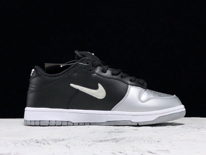Nike SB Dunk Low s*upre*me Jewel Swoosh Silver - CK3480-001