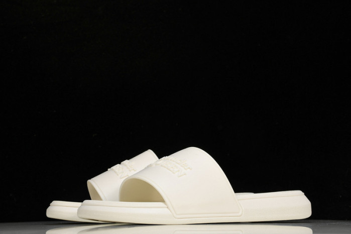 M*Q*en slide cophsoe mqs-05
