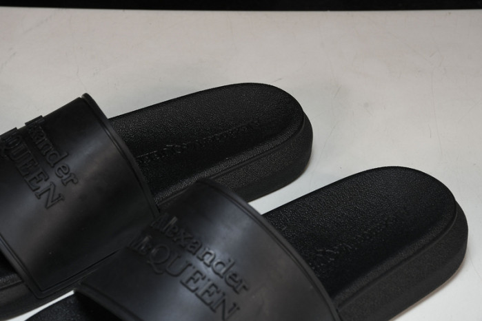 M*Q*en slide cophsoe mqs-06