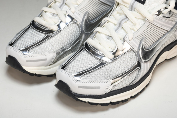 nike zoom vomero 5 photon dust metallic silver fd0884-025