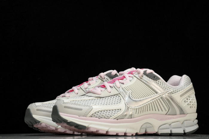 nike zoom vomero 5 "520/silver/pink" fn3695-001
