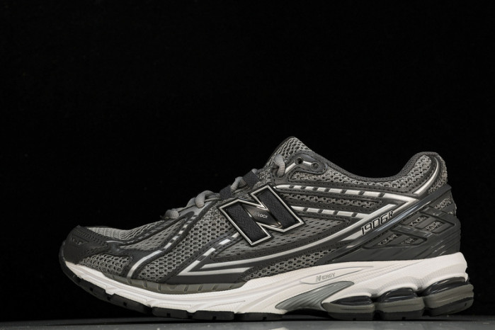 n*ew b*alance copshoe nb-098
