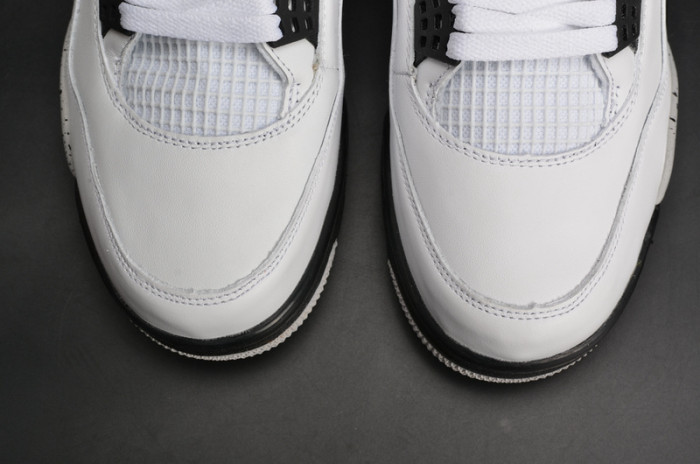 air jordan 4 og “white cement” 840606-192