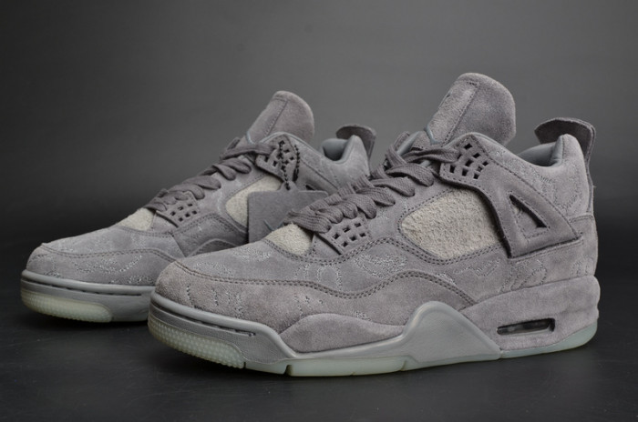 kaws x air jordan 4 “cool grey” 930155-003