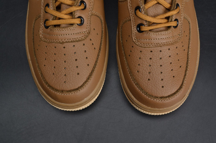 nike wmns sf force 1 “G01den beige” 857872-200