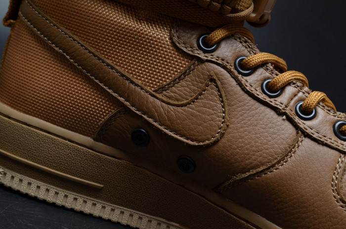 nike wmns sf force 1 “G01den beige” 857872-200